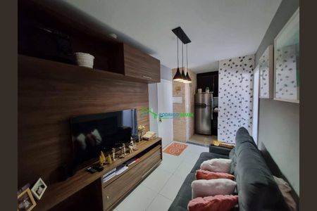 5_photo/94cf01b8bf.a4b9437af0af7b31-ATLAS-b867165c-c93a-43f8-a574-ec3a2c3dfa76.jpg de apartamento à venda com 2 quartos, 50m² em Vila Merces, Carapicuíba