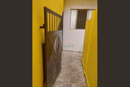 16_photo/94cf01ba81.c06c3c5dbfc3661b-ATLAS-2ba132eb-844d-41f9-8bc3-174ff087663d.jpg de casa à venda com 9 quartos, 250m² em Cidade Ariston Estela Azevedo, Carapicuíba