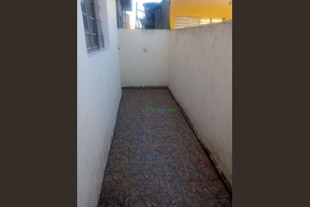 42_photo/94cf01ba81.c06c3c5dbfc3661b-ATLAS-6369ffc5-9782-43c7-bf10-1e3b09e36613.jpg de casa à venda com 9 quartos, 250m² em Cidade Ariston Estela Azevedo, Carapicuíba