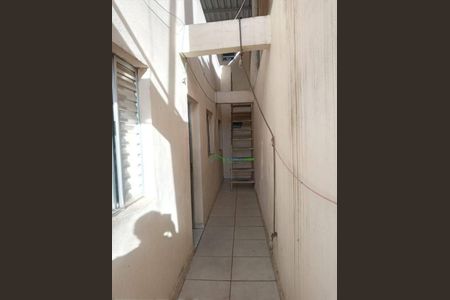 20_photo/94cf01ba81.c06c3c5dbfc3661b-ATLAS-bfc6072d-c486-4536-bfcc-9999f449fbf8.jpg de casa à venda com 9 quartos, 250m² em Cidade Ariston Estela Azevedo, Carapicuíba