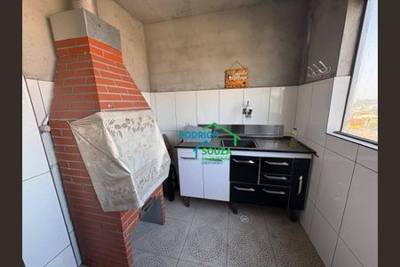 9_photo/94cf01bc61.2f15d505e37c7ac5-ATLAS-5d9093d7-ac86-410b-832c-d36e4068b46f.jpg de casa à venda com 2 quartos, 380m² em Cidade Ariston Estela Azevedo, Carapicuíba