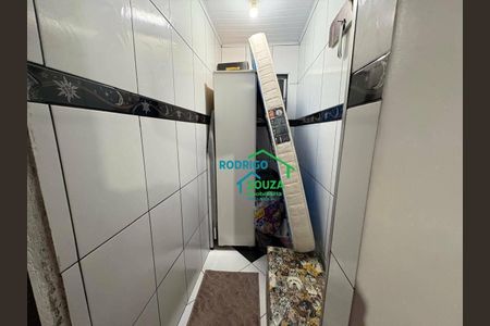 4_photo/94cf01bc61.2f15d505e37c7ac5-ATLAS-c8f2c0b5-38b8-450a-9a50-be88917059bc.jpg de casa à venda com 2 quartos, 380m² em Cidade Ariston Estela Azevedo, Carapicuíba