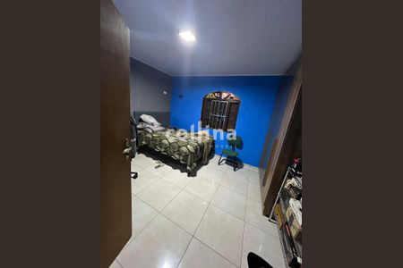 2_photo/94cf01bff5.ceff8192393c33de-ATLAS-38b21227-4e6d-45e9-bdae-1dc2aef59093.jpg de casa à venda com 5 quartos, 10m² em Jardim Tucunduva, Carapicuíba