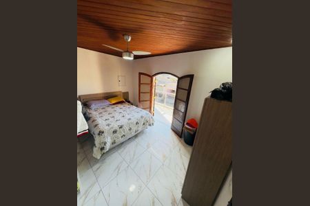 15_photo/94cf01c5ff.38153d79977beed0-ATLAS-2b8e628c-ddcb-44ad-ba49-a87a12bfc273.jpg de casa à venda com 4 quartos, 250m² em Jardim Ana Maria, Carapicuíba
