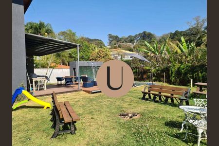 44_photo/94cf01c847.84a8f00df0fcd811-ATLAS-50fcf140-3265-4d26-acce-dc18b4aa9f8b.jpg de casa à venda com 4 quartos, 300m² em Jardim Angela Maria, Carapicuíba