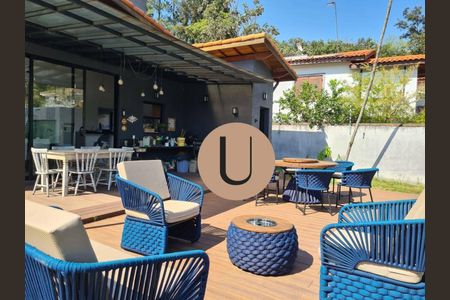 38_photo/94cf01c847.84a8f00df0fcd811-ATLAS-d4e4eff0-ef7c-496e-9241-db4904ddb458.jpg de casa à venda com 4 quartos, 300m² em Jardim Angela Maria, Carapicuíba