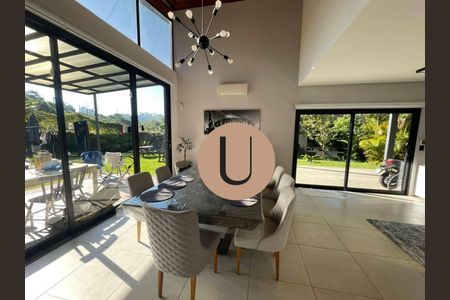 5_photo/94cf01c847.84a8f00df0fcd811-ATLAS-d595b16b-55fc-4dde-b264-6e00d6d23f5d.jpg de casa à venda com 4 quartos, 300m² em Jardim Angela Maria, Carapicuíba