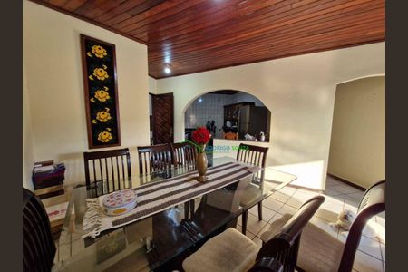 6_photo/94cf01c8a7.49e5f4e107e90c19-ATLAS-2684bed5-1b34-48ed-a0ae-e1e487969e12.jpg de casa à venda com 2 quartos, 486m² em Jardim Angela Maria, Carapicuíba