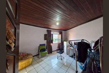 9_photo/94cf01c8a7.49e5f4e107e90c19-ATLAS-3b1b4c47-e221-496c-8a95-7e07e6eda0c2.jpg de casa à venda com 2 quartos, 486m² em Jardim Angela Maria, Carapicuíba