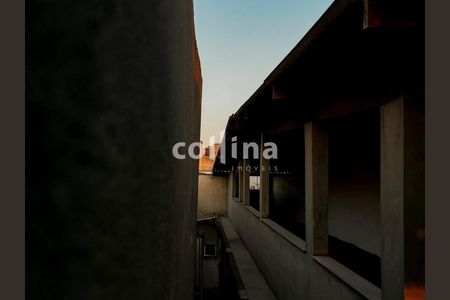 1_photo/94cf01cbd1.ceff8192393c33de-ATLAS-1a5d6fb4-4924-43e2-8bbf-cc1bf1a1715f.jpg de casa à venda com 2 quartos, 150m² em Vila Sao Jorge, Carapicuíba