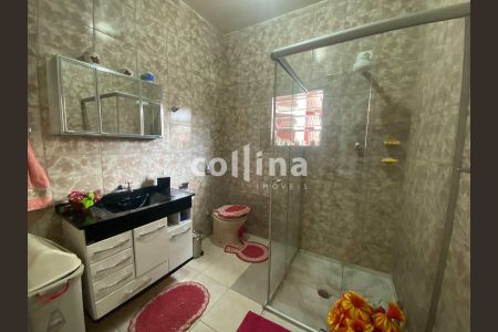 13_photo/94cf01cc39.ceff8192393c33de-ATLAS-6804063b-e28c-470d-b60b-7b5296d712c4.jpg de casa à venda com 3 quartos, 127m² em Vila Merces, Carapicuíba