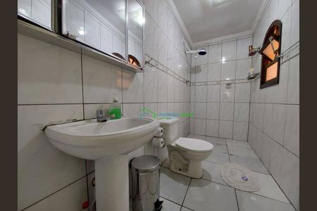 9_photo/94cf01d23d.fe96b63aec789ef1-ATLAS-5d3f1d43-e290-4d4f-91ad-df2850961d77.jpg de casa à venda com 3 quartos, 196m² em Vila Janete, Carapicuíba