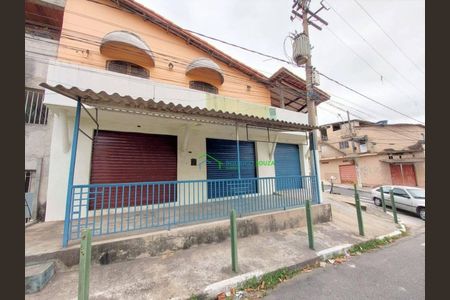 2_photo/94cf01d23d.fe96b63aec789ef1-ATLAS-9cd8128b-ce9a-41a0-81a5-b7d62333324a.jpg de casa à venda com 3 quartos, 196m² em Vila Janete, Carapicuíba