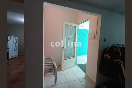 6_photo/94cf01d6b7.ceff8192393c33de-ATLAS-57ddc8d0-d37e-4215-afec-8a21b9cbced7.jpg de casa à venda com 3 quartos, 90m² em Conjunto Habitacional Presidente Castelo Branco, Carapicuíba