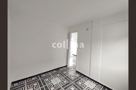 3_photo/94cf01d9a5.ceff8192393c33de-ATLAS-65d65a35-6857-46d8-8c11-50aeeb19f8b3.jpg de apartamento à venda com 2 quartos, 44m² em Conjunto Habitacional Presidente Castelo Branco, Carapicuíba