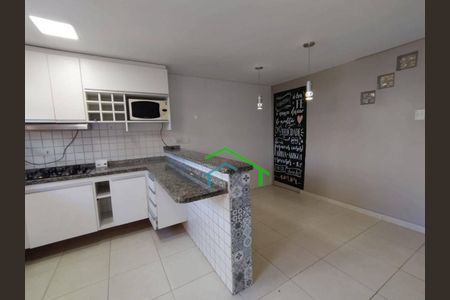 9_photo/94cf01dab1.6618d879b31b9a75-ATLAS-8fe02209-b63e-4cef-8e72-77daaeca8e3c.jpg de casa para alugar com 3 quartos, 200m² em Jardim Boa Vista, Carapicuíba