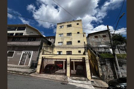 10_photo/94cf01dd1f.677a6e432b8b8582-ATLAS-8714f645-7800-4a64-a0a0-a4459fe8600a.jpg de apartamento à venda com 2 quartos, 42m² em Centro, Carapicuíba