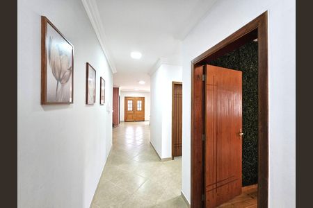 5_photo/94cf01e913.d70e7eae2b930113-ATLAS-17e0c53d-4324-4bea-b86d-dfe8b13071c4.jpg de casa para alugar com 4 quartos, 343m² em Vila Caldas, Carapicuíba