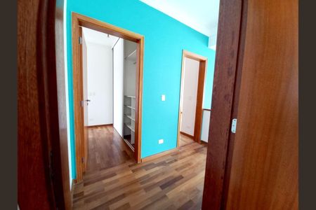 47_photo/94cf01e94d.2589b1fd00b31c34-ATLAS-9a8fc1d1-8497-48a1-a07b-7ed796cc1f5f.jpg de casa para alugar com 3 quartos, 275m² em Vila Caldas, Carapicuíba