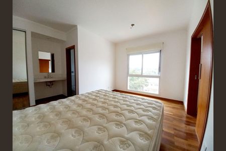 49_photo/94cf01e94d.2589b1fd00b31c34-ATLAS-ef11b746-c9c2-429a-8e37-45bb7cbed73d.jpg de casa para alugar com 3 quartos, 275m² em Vila Caldas, Carapicuíba