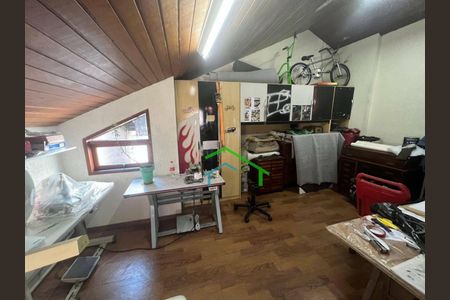 61_photo/94cf01eaf3.ec45c5915be217bb-ATLAS-a82b4977-46aa-4ce9-a991-574a488ef42c.jpg de casa para alugar com 4 quartos, 420m² em Jardim das Belezas, Carapicuíba