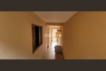 2_photo/94cf01ebdd.ceff8192393c33de-ATLAS-2891c17e-5ac2-46ae-8687-4833dd1e0b32.jpg de casa à venda com 3 quartos, 125m² em Centro, Carapicuíba