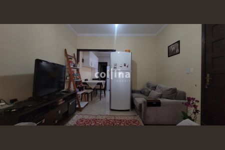 8_photo/94cf01ebdd.ceff8192393c33de-ATLAS-7123cbd5-c81a-48cf-a512-3f77ec244476.jpg de casa à venda com 3 quartos, 125m² em Centro, Carapicuíba