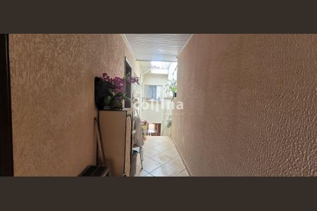 10_photo/94cf01ebdd.ceff8192393c33de-ATLAS-961e2f17-6a68-4bb4-8e6a-7b7476b7d57d.jpg de casa à venda com 3 quartos, 125m² em Centro, Carapicuíba