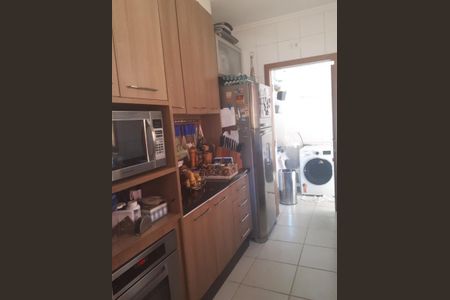 5_photo/94cf01eebd.ceff8192393c33de-ATLAS-341e0b6d-64e4-4fcc-9436-e59b8913dd56.jpg de casa à venda com 4 quartos, 307m² em Vila Caldas, Carapicuíba