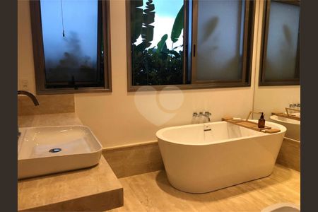 3_photo/94cf0205dd.54887b4dc90f8163-ATLAS-0889283b-e4c9-4f6f-9e60-a02b9f24b823.jpg de casa para alugar com 3 quartos, 407m² em Centro Comercial Jubran, Barueri