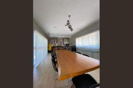 8_photo/94cf0206d9.93b8fa184532727f-ATLAS-25764f5d-883e-43b5-88e5-aaee544ec0ea.jpg de casa para alugar com 4 quartos, 1500m² em Residencial Tambore, Barueri