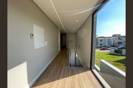 12_photo/94cf020f55.3186f84f4f11a7d0-ATLAS-3df47908-b184-425b-aa53-ba88b8aebbf7.jpg de casa à venda com 4 quartos, m² em Centro Comercial Jubran, Barueri