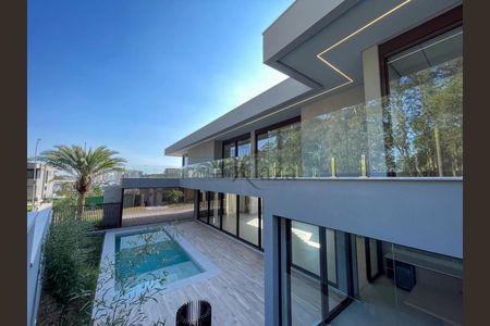 45_photo/94cf020f55.3186f84f4f11a7d0-ATLAS-3ea5c7e6-9af4-4b40-bdce-555bd6b96b2a.jpg de casa à venda com 4 quartos, m² em Centro Comercial Jubran, Barueri