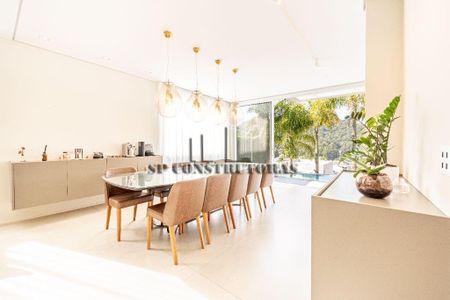 17_photo/94cf020f55.32c0035a2d7ec4b3-ATLAS-5a6f45ef-0482-4b3a-b180-6e61dfde4eae.jpg de casa à venda com 5 quartos, 485m² em Barueri, Barueri