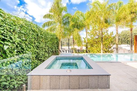 6_photo/94cf020f55.32c0035a2d7ec4b3-ATLAS-91ffc78b-23d7-40b8-acd6-8d79ef3b5967.jpg de casa à venda com 5 quartos, 485m² em Barueri, Barueri