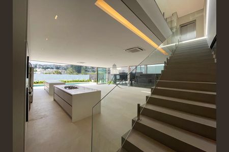 5_photo/94cf020f55.4c09f61a1ac7cfa0-ATLAS-33c62e0e-85fb-44e7-9c7b-00375aa128a7.jpg de casa à venda com 4 quartos, m² em Centro Comercial Jubran, Barueri