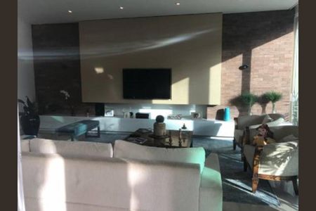 3_photo/94cf0211fb.821bca6a381fcd78-ATLAS-4861c8d5-2528-475c-83c3-74cddc3d06ef.jpg de casa de condomínio à venda com 4 quartos, 540m² em Alphaville Empresarial, Barueri