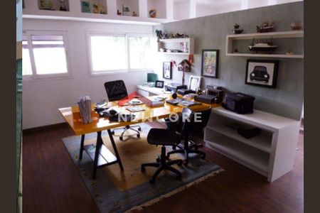 6_photo/94cf0211fb.821bca6a381fcd78-ATLAS-69336abc-948e-46de-9f54-e5839566ac1f.jpg de casa de condomínio à venda com 4 quartos, 540m² em Alphaville Empresarial, Barueri