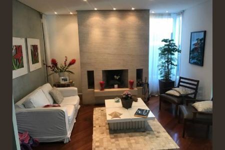 10_photo/94cf0211fb.821bca6a381fcd78-ATLAS-9d1c955b-a448-45e7-b3be-a8d76556d8c5.jpg de casa de condomínio à venda com 4 quartos, 540m² em Alphaville Empresarial, Barueri