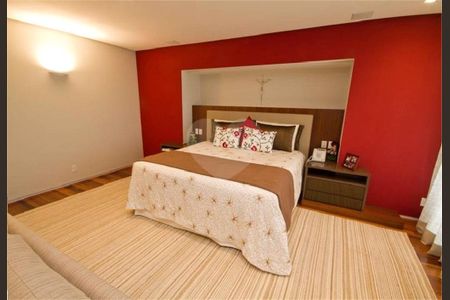 7_photo/94cf02123b.98319c766f537efd-ATLAS-e27310ed-e317-4f3e-ab06-70368389b5fb.jpg de casa à venda com 5 quartos, 1702m² em Alphaville Empresarial, Barueri