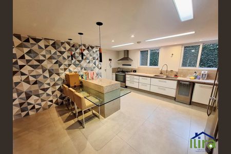 12_photo/94cf02142f.c1dc00249eefaead-ATLAS-7c83f8d4-26b8-4418-bc82-779a5f7be60e.jpg de casa para alugar com 4 quartos, 331m² em Alphaville Residencial Um, Barueri