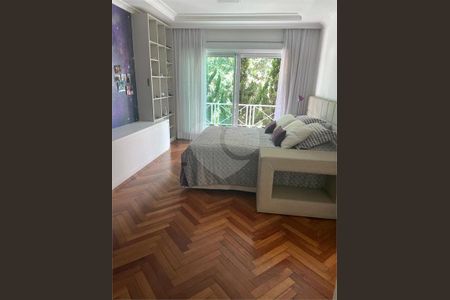 10_photo/94cf021477.3ddf5e48fefe922b-ATLAS-a4859ef3-b6d5-4efc-b6b1-cd29e947676c.jpg de casa de condomínio à venda com 4 quartos, 550m² em Alphaville Residencial Um, Barueri