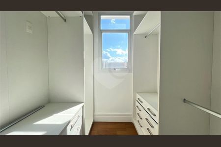 2_photo/94cf0214a7.15604e16f11eddfa-ATLAS-d6d2fba1-b342-4025-954e-1e6de4eab84e.jpg de casa de condomínio à venda com 5 quartos, 1500m² em Alphaville Residencial Um, Barueri