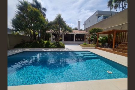 1_photo/94cf0214f5.ceff8192393c33de-ATLAS-0029a1cb-7f25-4dea-a59a-ffbb1e201b1d.jpg de casa de condomínio à venda com 4 quartos, 1356m² em Alphaville Residencial Um, Barueri