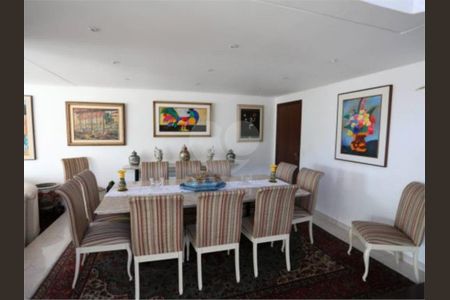 9_photo/94cf02151b.e6f02a1e96aef2b1-ATLAS-4a1cd6a4-e534-4256-8bcf-2509a9c22357.jpg de casa de condomínio para alugar com 5 quartos, 900m² em Alphaville Residencial Um, Barueri