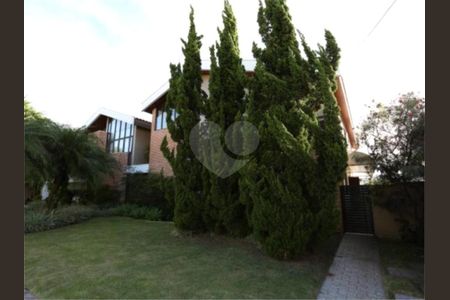 4_photo/94cf02151b.e6f02a1e96aef2b1-ATLAS-50bc933c-4b98-4f84-8b84-83e48eb6a2a4.jpg de casa de condomínio para alugar com 5 quartos, 900m² em Alphaville Residencial Um, Barueri