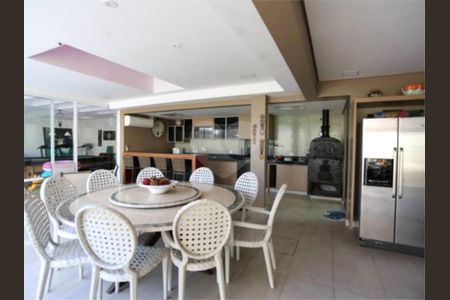 29_photo/94cf02151b.e6f02a1e96aef2b1-ATLAS-baba836c-859f-4778-9949-8eac57123d98.jpg de casa de condomínio para alugar com 5 quartos, 900m² em Alphaville Residencial Um, Barueri