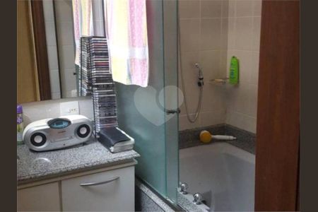 17_photo/94cf02151b.e6f02a1e96aef2b1-ATLAS-d6e95b4c-ed91-422f-91c4-db315b6f2a3a.jpg de casa de condomínio para alugar com 5 quartos, 900m² em Alphaville Residencial Um, Barueri