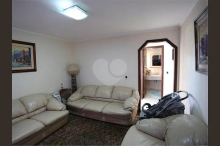 13_photo/94cf02151b.e6f02a1e96aef2b1-ATLAS-e7aaa243-f42f-4c76-80e0-c39266251498.jpg de casa de condomínio para alugar com 5 quartos, 900m² em Alphaville Residencial Um, Barueri