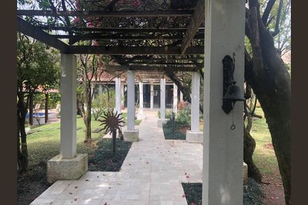 11_photo/94cf0215d7.ceff8192393c33de-ATLAS-7c33516d-bdf8-4a93-8d99-3bd3de991f2f.jpg de casa para alugar com 4 quartos, 1762m² em Alphaville Residencial Um, Barueri